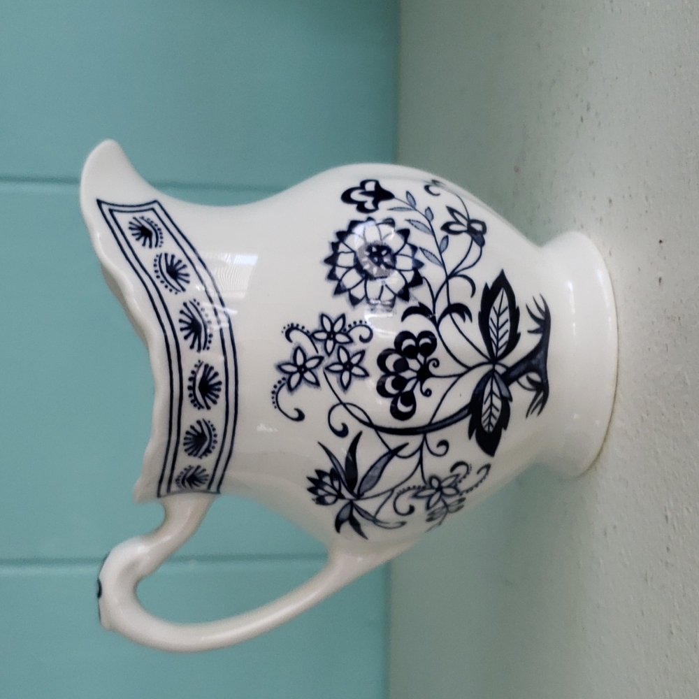 J & G Meakin England Blue Nordic Creamer